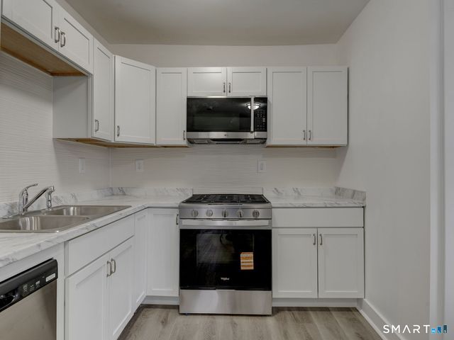 59 Daly Avenue 1W, New Britain, CT 06051