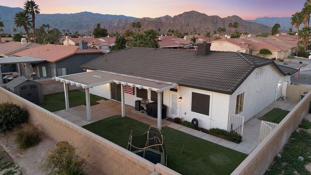 45180 Debbie Drive, La Quinta, CA 92253
