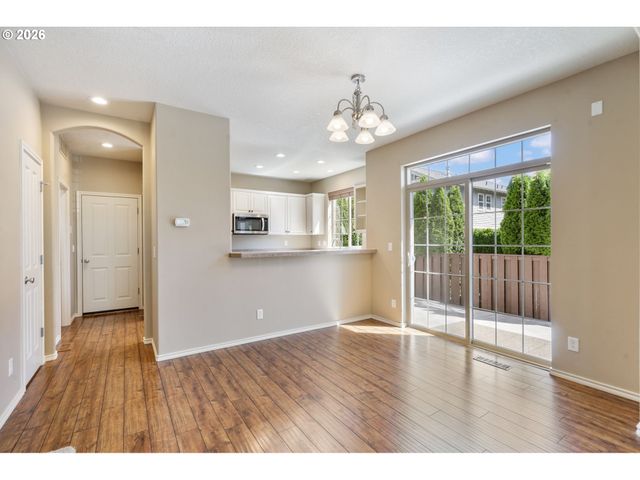 16845 Nw Vetter Drive, Portland, OR 97229