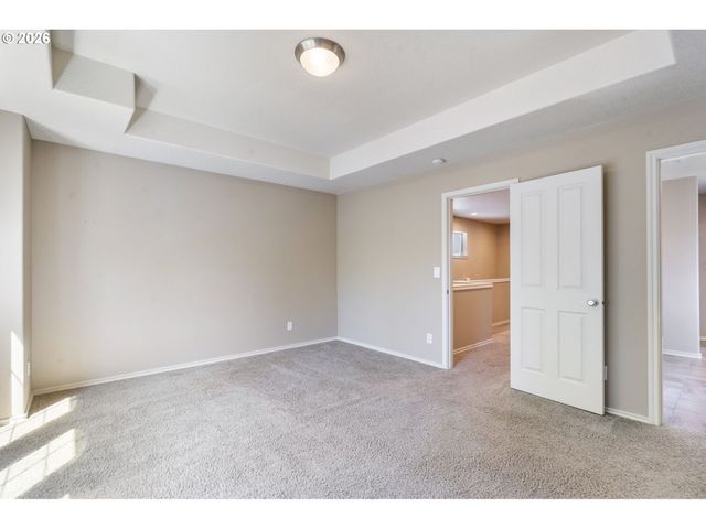 16845 Nw Vetter Drive, Portland, OR 97229