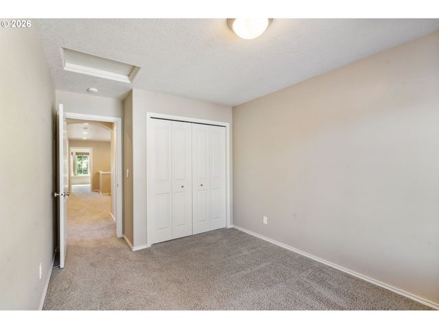 16845 Nw Vetter Drive, Portland, OR 97229