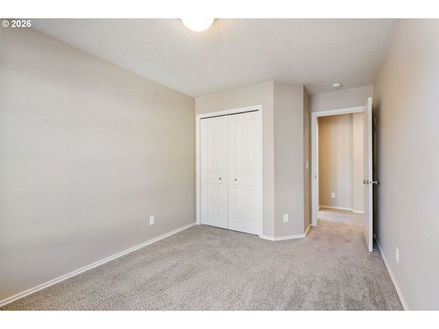 16845 Nw Vetter Drive, Portland, OR 97229
