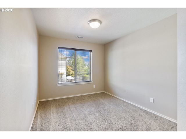 16845 Nw Vetter Drive, Portland, OR 97229