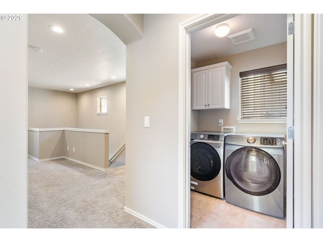 16845 Nw Vetter Drive, Portland, OR 97229