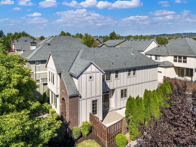 16845 Nw Vetter Drive, Portland, OR 97229
