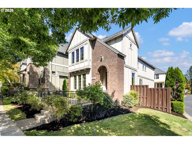 16845 Nw Vetter Drive, Portland, OR 97229