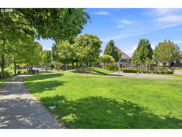 16845 Nw Vetter Drive, Portland, OR 97229