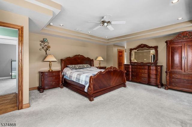 334 W Valley Brook Rd, Washington Twp., NJ 07830