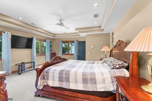 334 W Valley Brook Rd, Washington Twp., NJ 07830