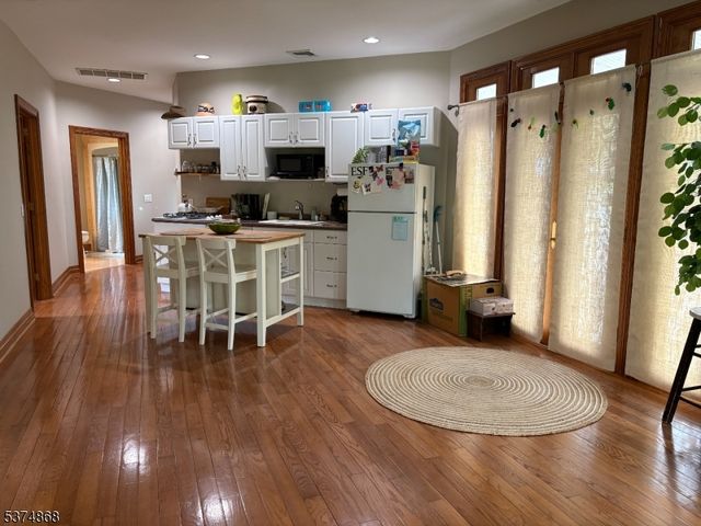 334 W Valley Brook Rd, Washington Twp., NJ 07830