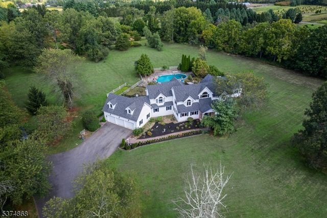 334 W Valley Brook Rd, Washington Twp., NJ 07830