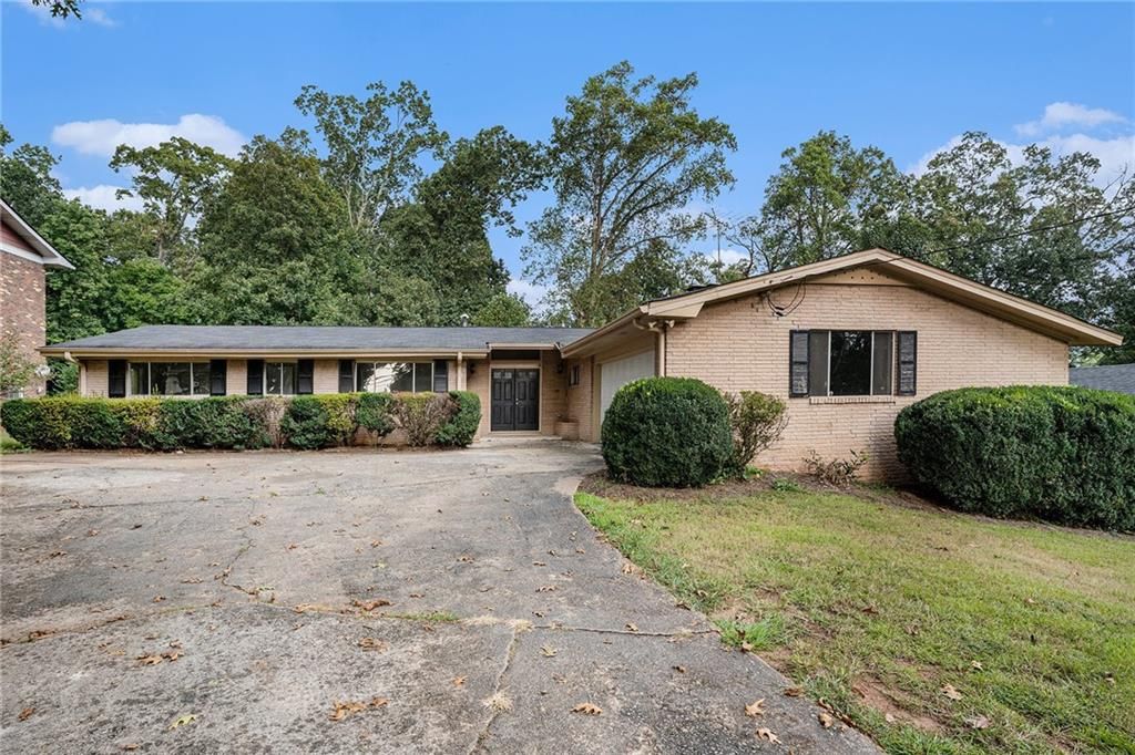 3946 Flakes Mill Road, Decatur, GA 30034