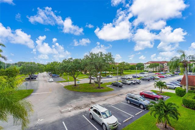 12901 SW 15th Ct 310V, Pembroke Pines, FL 33027