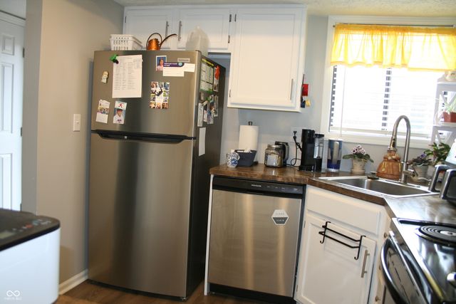 83 Lookout Ridge Drive, Columbus, IN 47201