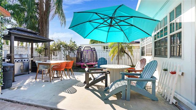 9730 Johnson St, Pembroke Pines, FL 33024