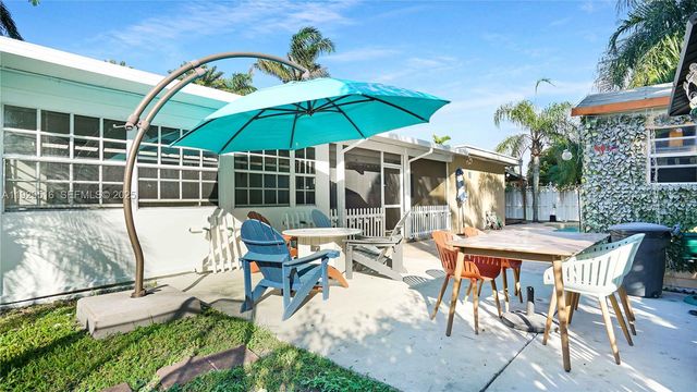 9730 Johnson St, Pembroke Pines, FL 33024