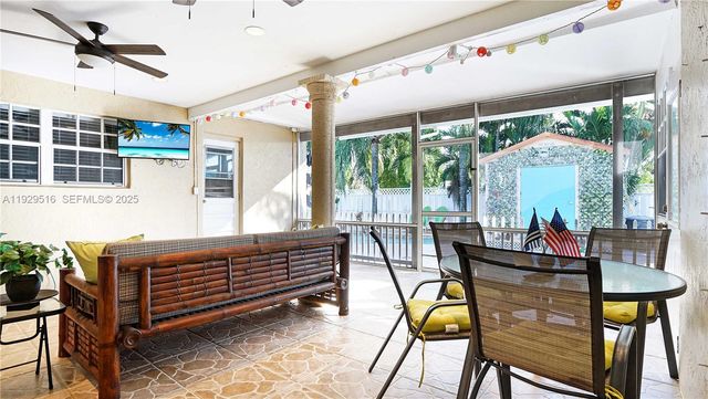 9730 Johnson St, Pembroke Pines, FL 33024