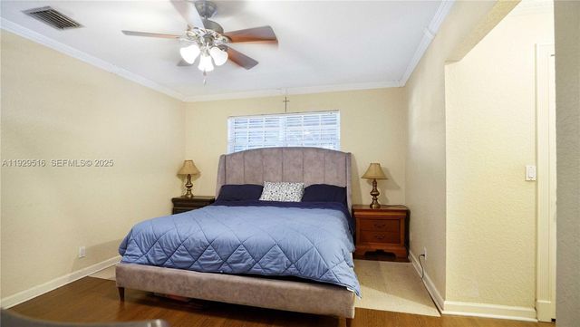 9730 Johnson St, Pembroke Pines, FL 33024