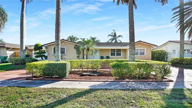 9730 Johnson St, Pembroke Pines, FL 33024