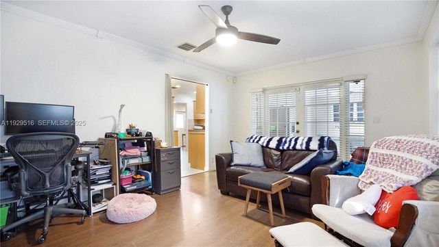 9730 Johnson St, Pembroke Pines, FL 33024