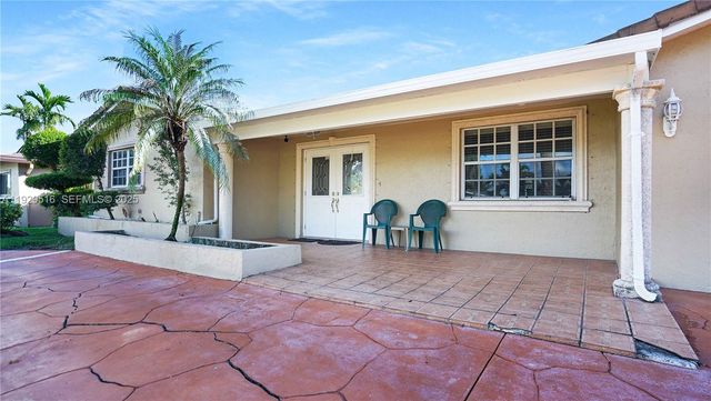 9730 Johnson St, Pembroke Pines, FL 33024