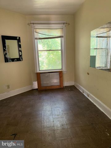 2912 N LECOUNT ST, Philadelphia, PA 19132