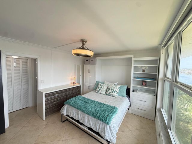 3180 NE 48TH Court 406, Lighthouse Point, FL 33064