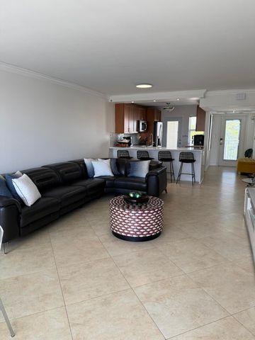 3180 NE 48TH Court 406, Lighthouse Point, FL 33064
