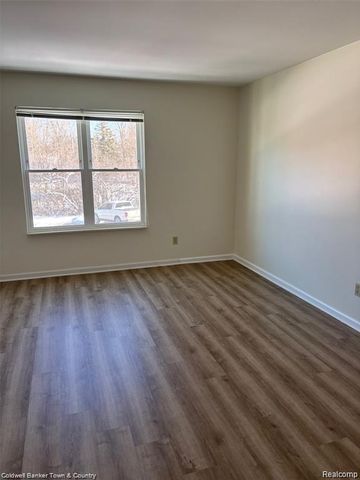 2225 S Huron Parkway 2, Ann Arbor, MI 48104