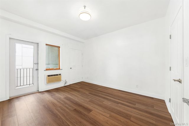 2934 Brighton 4th Street A, Brooklyn, NY 11235