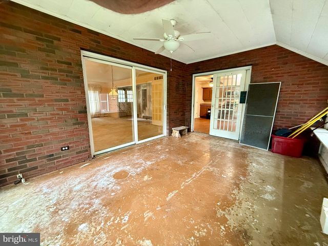 801 HICKORY LN, Milford, DE 19963