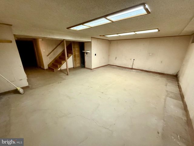 801 HICKORY LN, Milford, DE 19963
