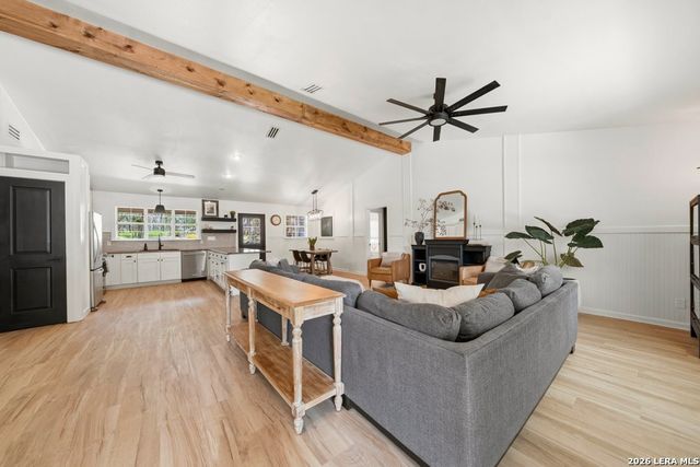601 VALLEY VIEW WEST RD, San Marcos, TX 78666