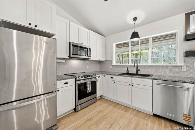601 VALLEY VIEW WEST RD, San Marcos, TX 78666