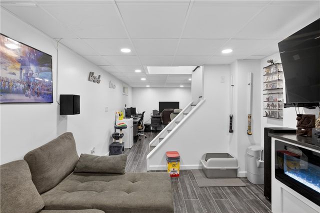 80 Dewey Avenue, Pawtucket, RI 02861