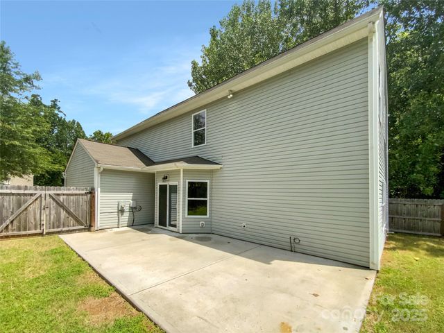 1104 Rook Road, Charlotte, NC 28216