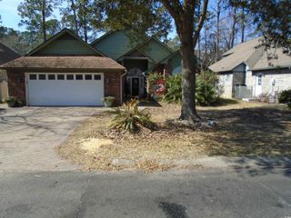 3158 River Bluff Ln., Little River, SC 29566
