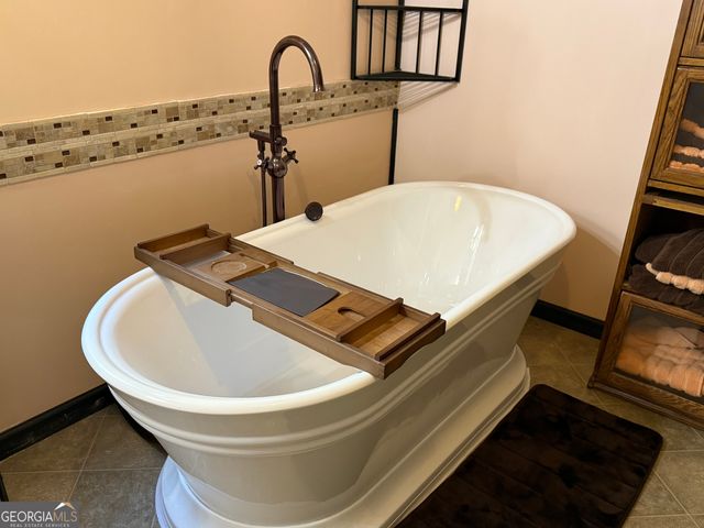 266 Robin Hood Drive, Murrayville, GA 30564