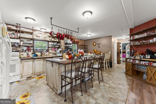 266 Robin Hood Drive, Murrayville, GA 30564