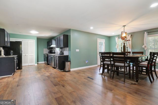 40 Pleasant Valley Road, Mcdonough, GA 30253
