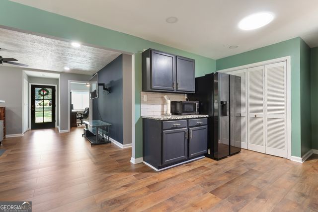 40 Pleasant Valley Road, Mcdonough, GA 30253