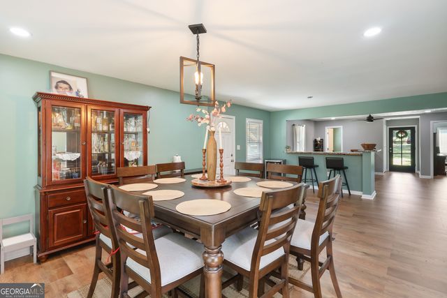 40 Pleasant Valley Road, Mcdonough, GA 30253