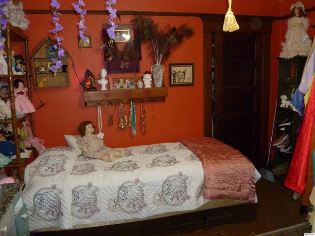 390 W 4th Street, Dallas City, IL 62330