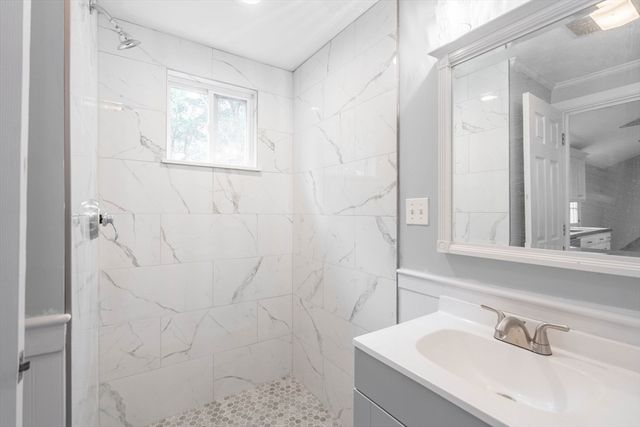 87 Brookfield Rd 1, Charlton, MA 01507