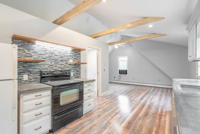 87 Brookfield Rd 1, Charlton, MA 01507