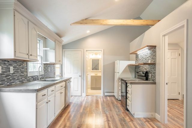 87 Brookfield Rd 1, Charlton, MA 01507