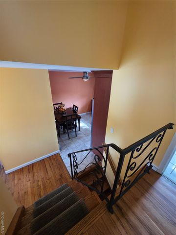 36 Monroe Place, Hempstead, NY 11550