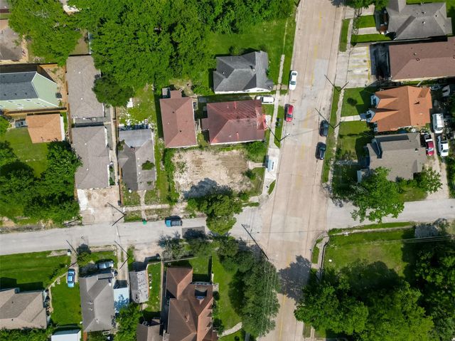 3301 Holman Street, Houston, TX 77004