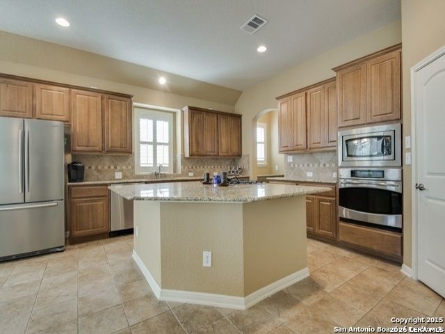 25010 Kiowa Crk, San Antonio, TX 78255