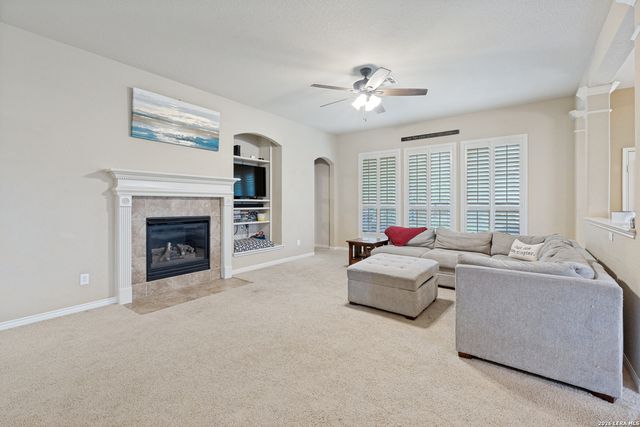 25010 Kiowa Crk, San Antonio, TX 78255
